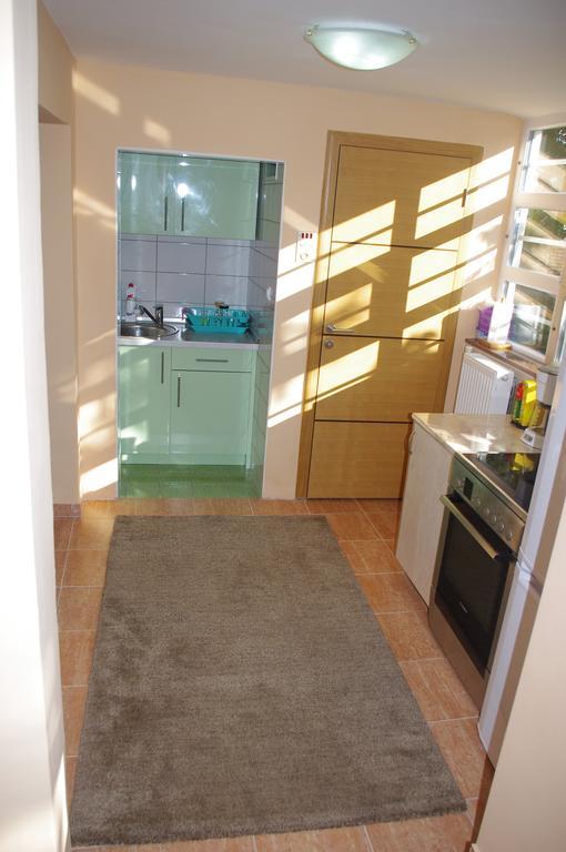 Apartment Emma Сараево Экстерьер фото