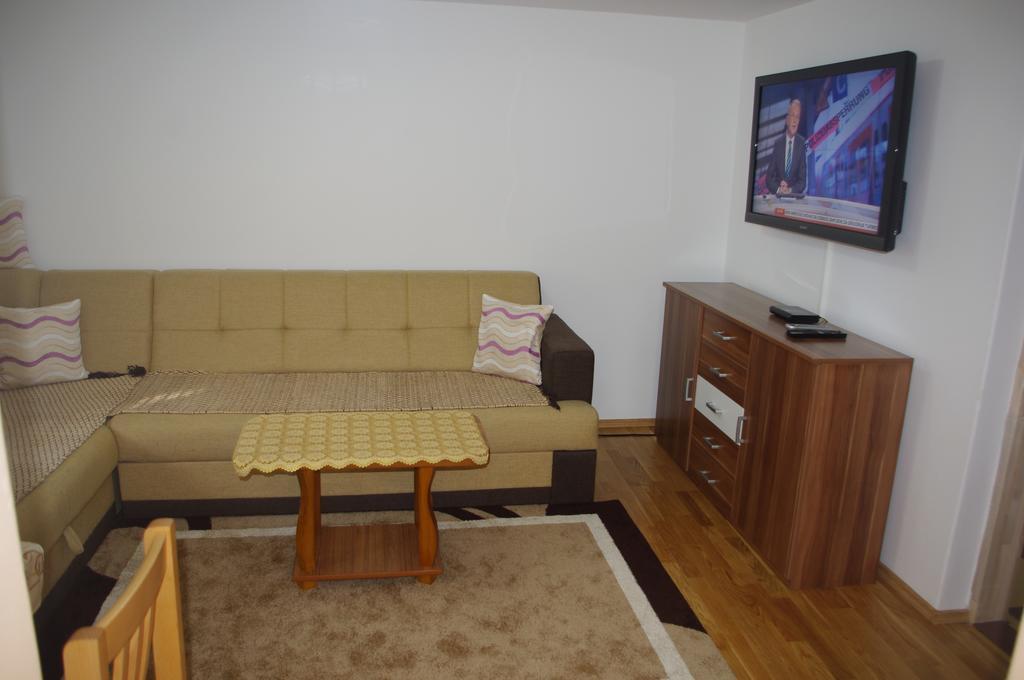 Apartment Emma Сараево Экстерьер фото