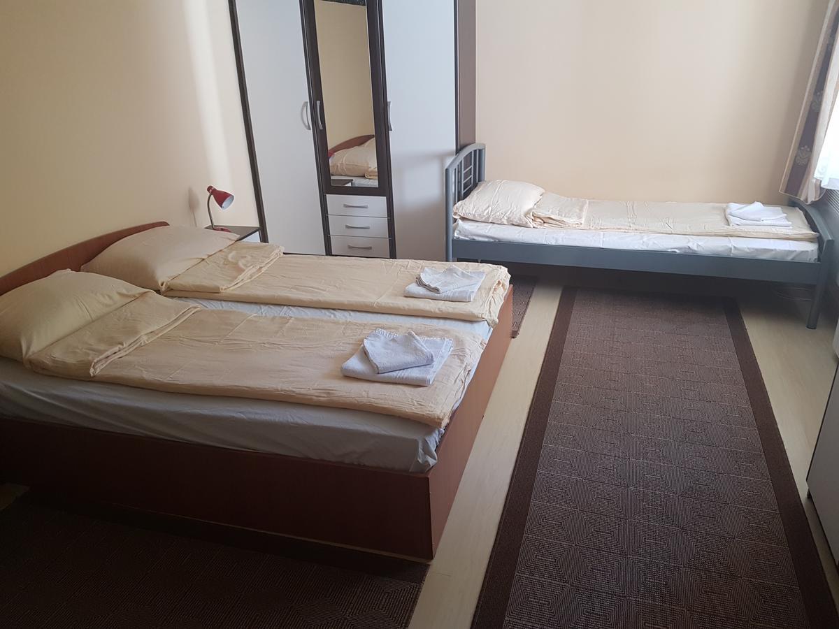 Apartment Emma Сараево Экстерьер фото